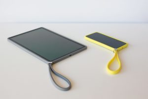 Belt of Galaxy case and strap with clip to fix for wrist in grey and yellow for mobile devices